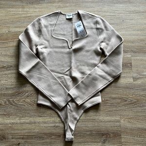 Abercrombie XS Long Sleeve Bodysuit